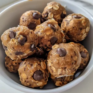 Juicy Peanut Butter Energy Balls featuring oats and chocolate.